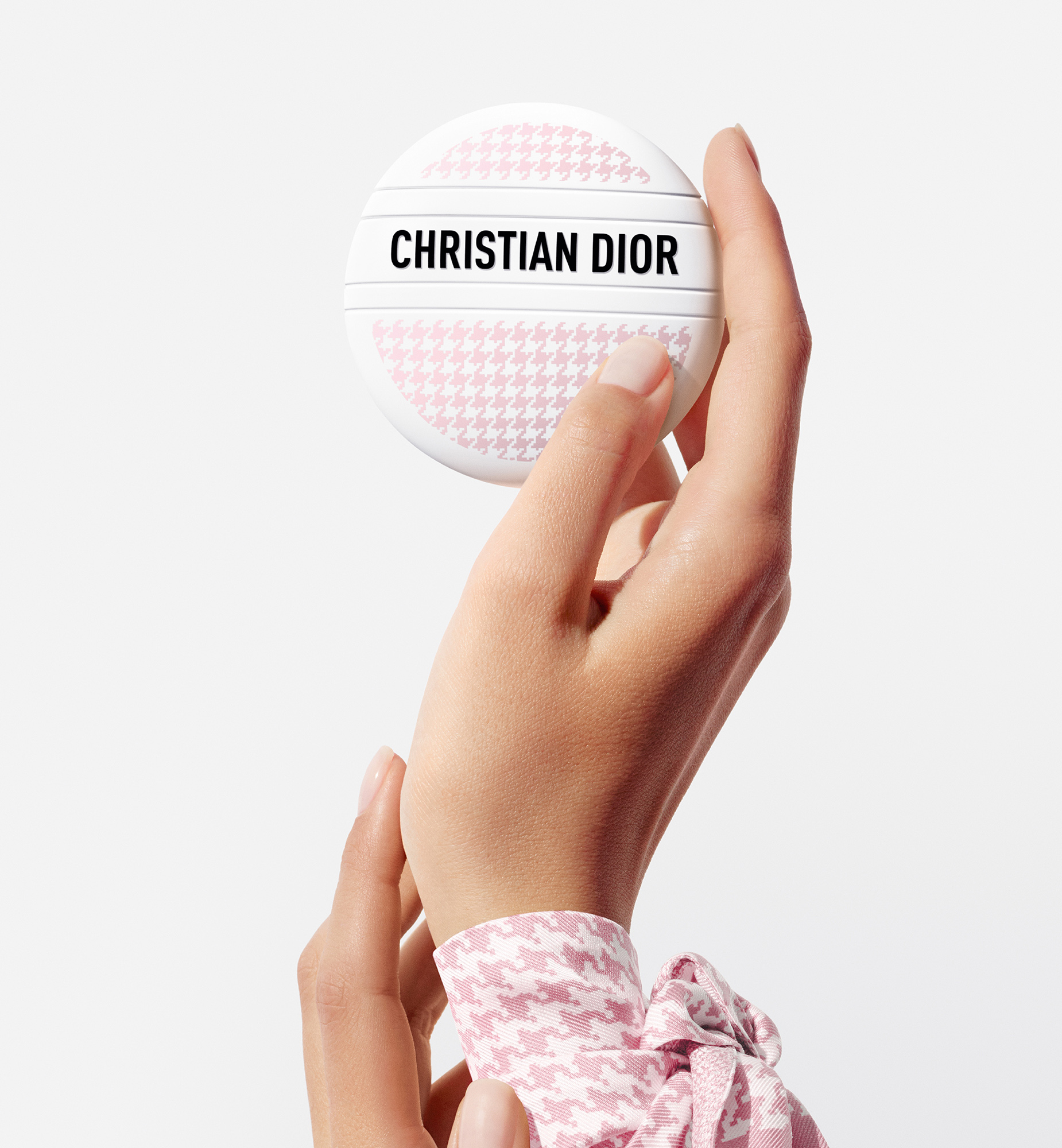 探索全新迪奥老花霜*粉千鸟格限量版| DIOR dior.cn